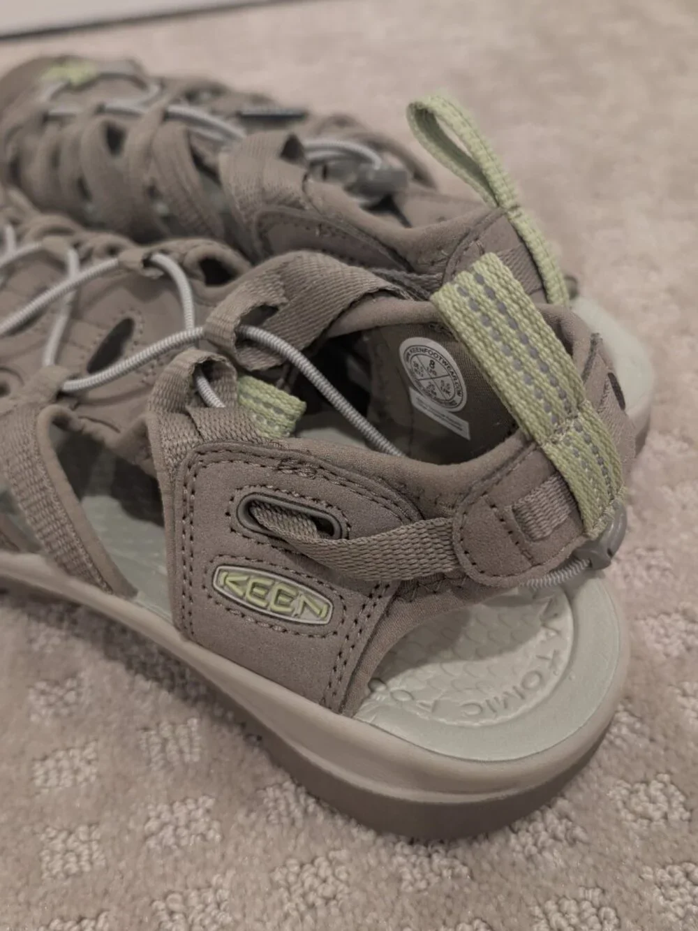Keen Whisper Waterproof Sandals - Women's sz 8 - Picture 5 of 8